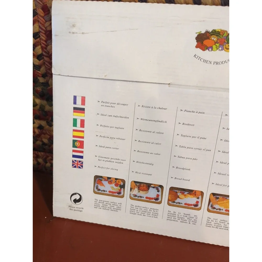 NOS The Universal Kitchen Board Multiple uses ,Safety Glass, Holiday Basket
